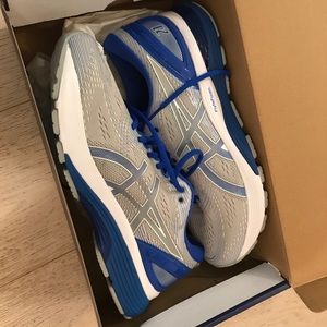 ASICS Gel Nimbus 21 Lite-Show